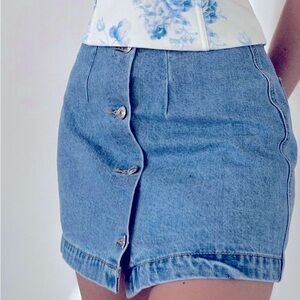 White Fox Denim Button Front Womens Mini Skirt Size Medium